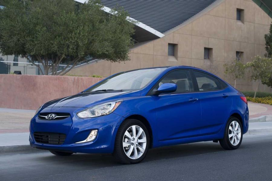  Hyundai Accent 2013 года  (фото 42 из 52)